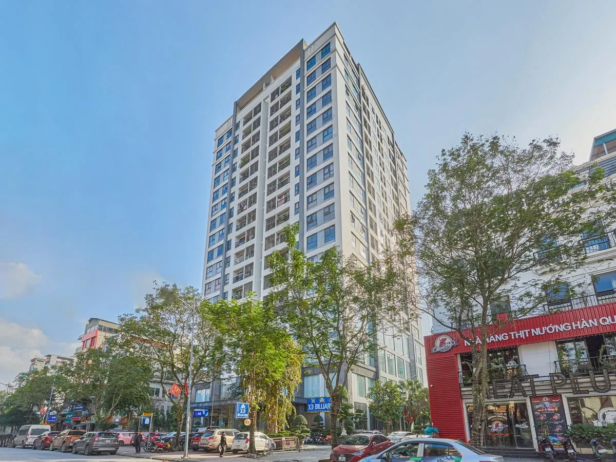 Toàn cảnh tòa nhà PHC-Complex nhìn từ đường Nguyễn Sơn.